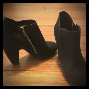 Black heels